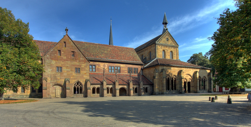 Kloster Maulbronn Unterkunft Ferienwohnung Monteurzimmer Monteurwohnung Monteurhaus Gästezimmer Hotel Gasthof Gasthaus Airbnb La Siesta