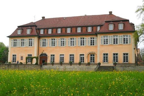 Freudental
Unterkunft
Ferienwohnung
Monteurzimmer
Monteurwohnung
Monteurhaus
Gästezimmer
Hotel
Gasthof
Gasthaus
Airbnb
La Siesta