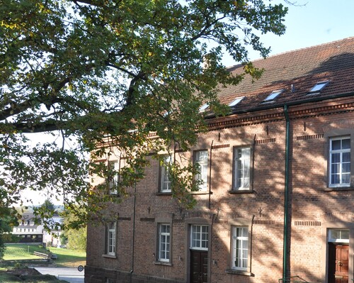 Vaihingen an der Enz - Kleinglattbach Unterkunft Ferienwohnung Monteurzimmer Monteurwohnung Monteurhaus Gästezimmer Hotel Gasthof Gasthaus Airbnb La Siesta