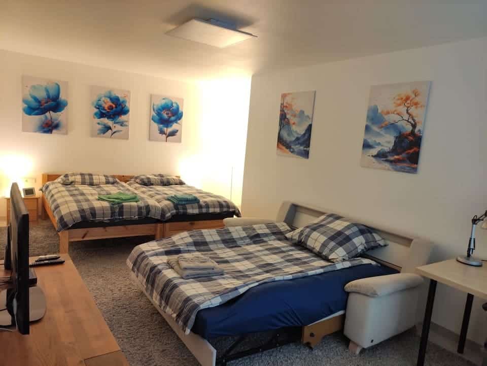 zimmer gästezimmer monteurzimmer monteurwohnung monteurhaus unterkunft Unterkünfte wohnung apartment apartments übernachtung übernachten fremdenzimmer ferienwohnung buchung reservierung hotel gasthof gasthaus airbnb booking pension pensionen monteurunterkunft hotels gästehaus monteurunterkünfte privatzimmer ferienhaus monteure ferienhäuser fewo wohnen zeit private ferienappartements ferienhaeuser b&b bed&breakfast bedandbreakfast kurzurlaub haus ferienapartment monteurszimmer monteur mehrbettzimmer freizeit tourismus gasten